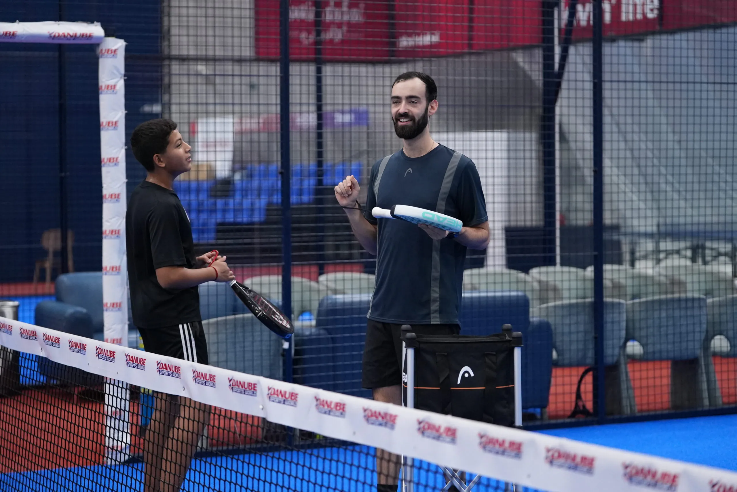 Padel Group Training vs Private Coaching